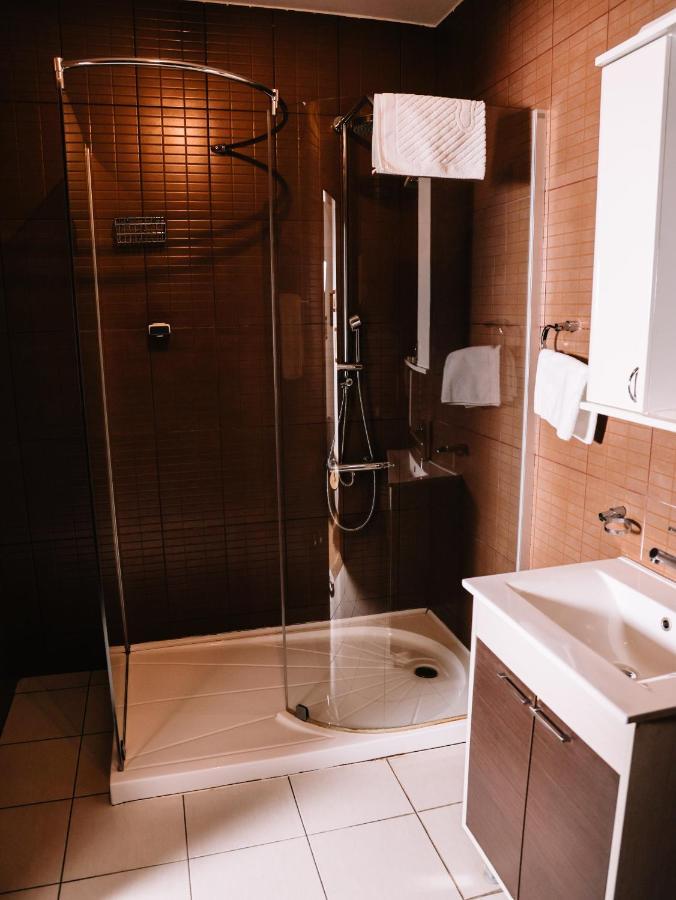 Stara Ada Banja Luka Hotel Buitenkant foto